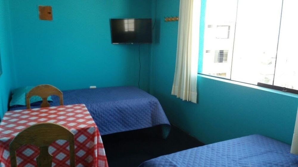Hostal California Mollendo Buitenkant foto